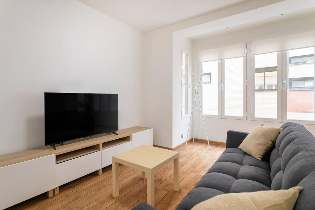 Cozy Apartment City Center Alicante Bagian luar foto