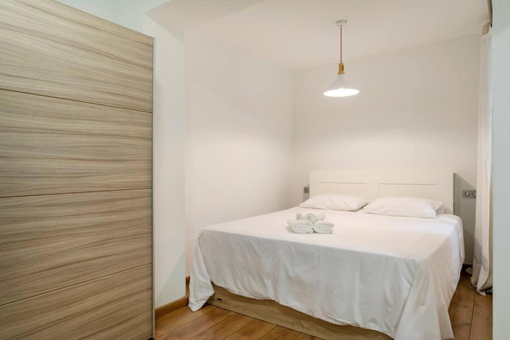 Cozy Apartment City Center Alicante Bagian luar foto