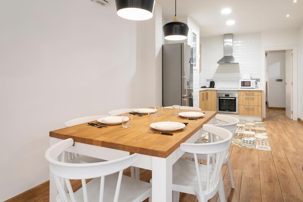 Cozy Apartment City Center Alicante Bagian luar foto